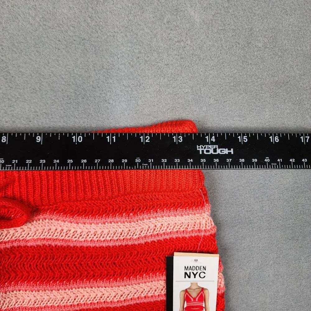 Madden NYC Crochet Shorts Women's Size Medium 7-9 Poppy Red Beach NWT - Picture 7 of 10